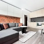 Nowolipki Modern By Bookinghost Apartman