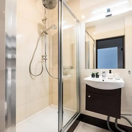 Apartment Nowolipki Modern Warsaw