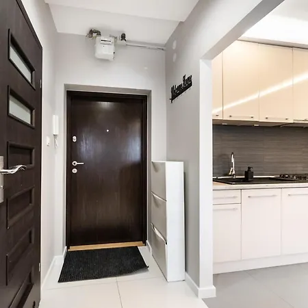 Nowolipki Modern Apartment